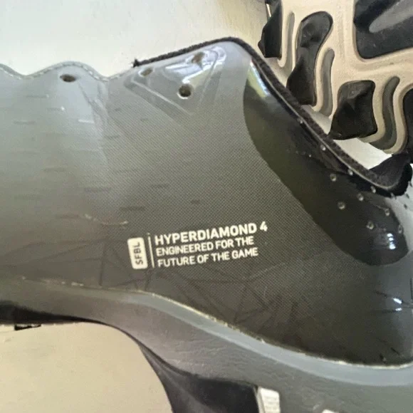 Nike Softball Cleats Gray/Black Athletic Shoes 5 yrs - Picture 6 of 6